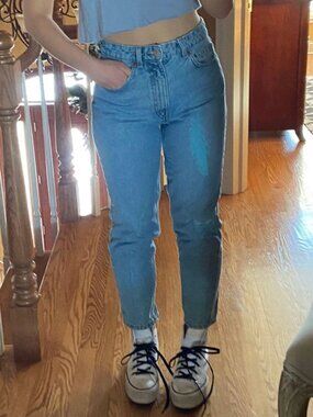 Zara Mom Jeans Size 6